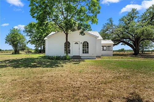 198 County Road 483 Photo 1
