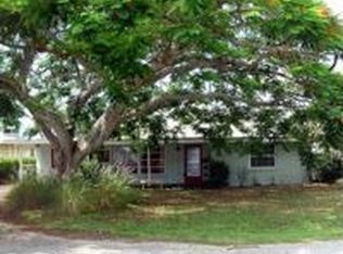 2649 Riverview Dr, Naples, FL 34112