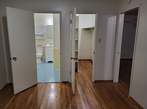 3rd image of 1124 Washington St APT 6