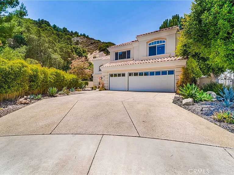 24961 Alicante Dr — Photo 37