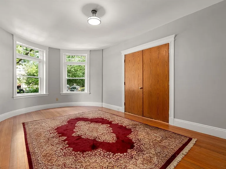 1863 Beacon St #1 — Photo 18