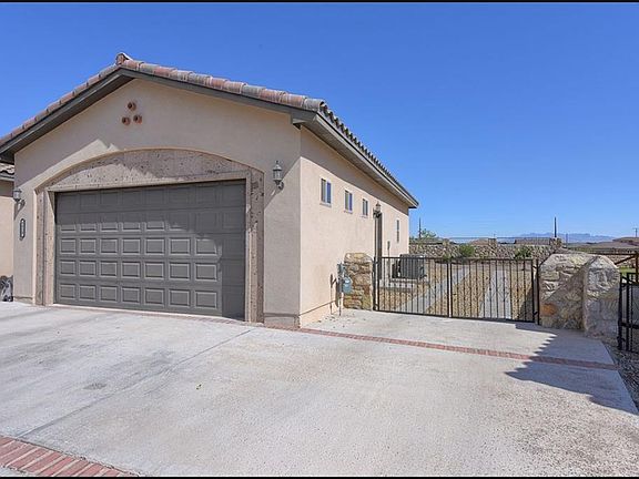 3rd image of 5829 Essex Ct