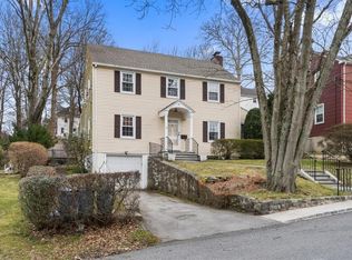 37 Interlaken Ave, New Rochelle, NY 10801