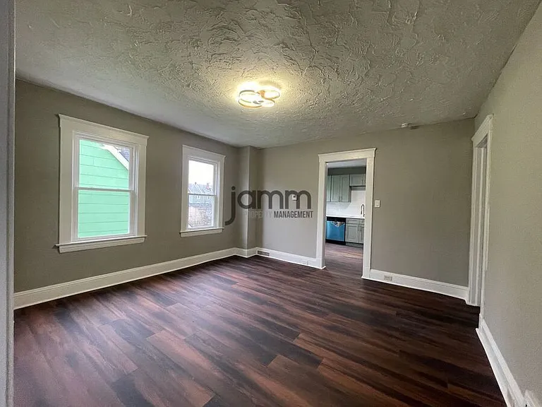 2024 W 104th St #2024 W 104TH ST UPP — Photo 10