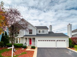 1138 Buckingham Dr, Carol Stream, IL 60188