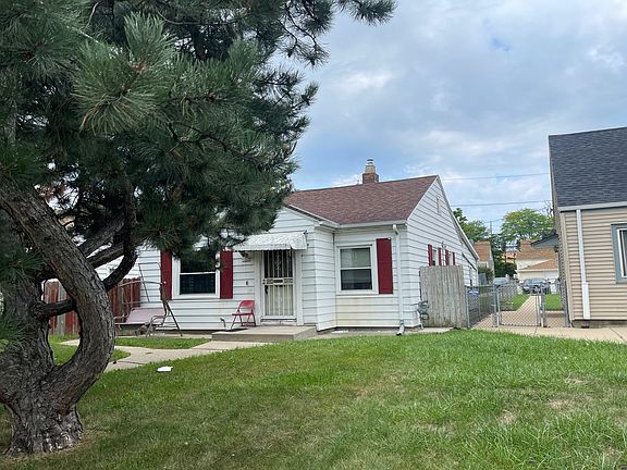 2nd image of 5265 N Teutonia Ave