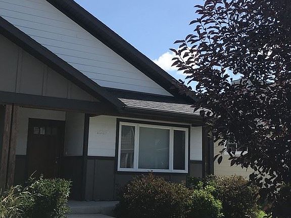 5th image of 1052 Twin Lakes Ave