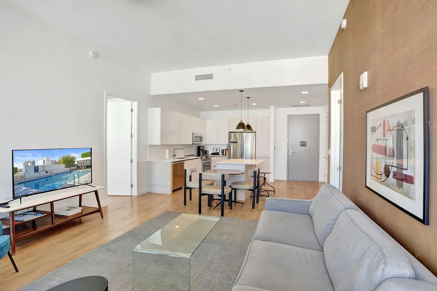 2 bed, 2.0 bath, $8,033 — Photo 1