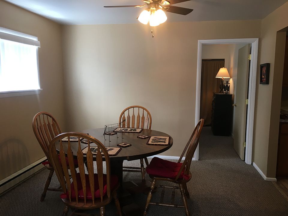 1st image of 209 W Ramshorn St