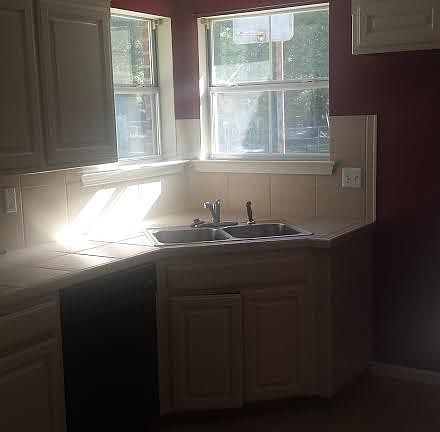 4th image of 9846 Trendale Dr