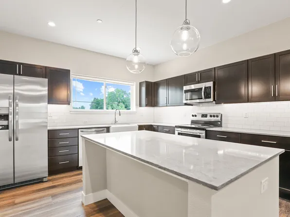 Baseline Townhomes Residential, 202 W Baseline Rd #225, Lafayette, CO 80026