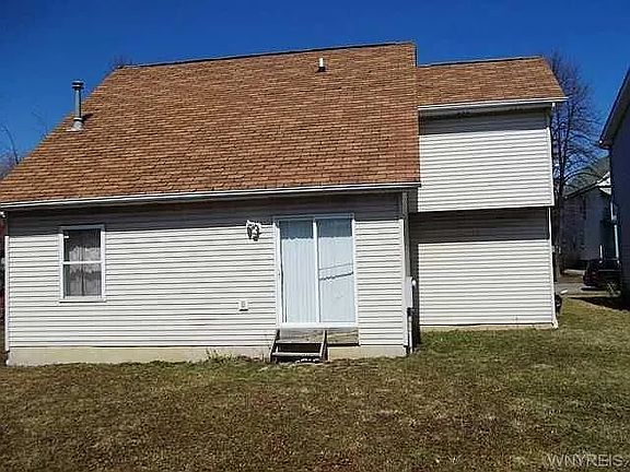 3rd image of 265 Glenwood Ave