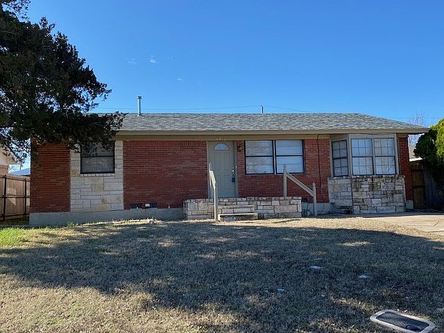 1st image of 4812 NW Pollard Ave