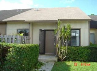 522 NE 211th Ter, Miami, FL 33179