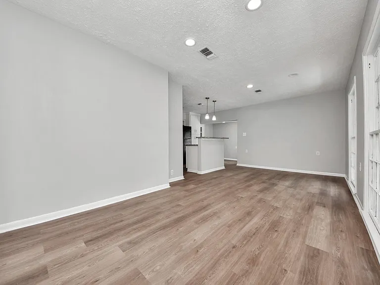 3603 Crosby Cedar Bayou Rd — Photo 7