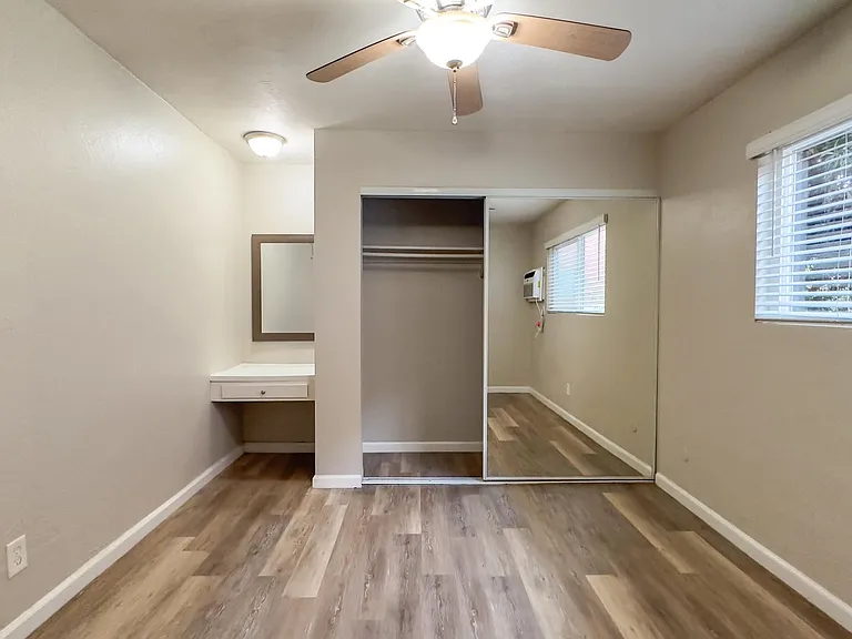 The Dalton Apartments — Photo 26