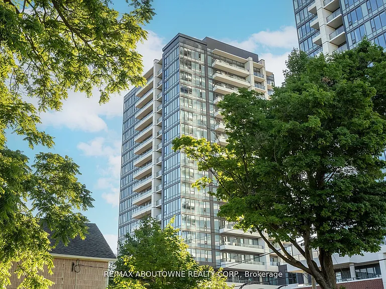 5 Wellington St S #1407 — Photo 1