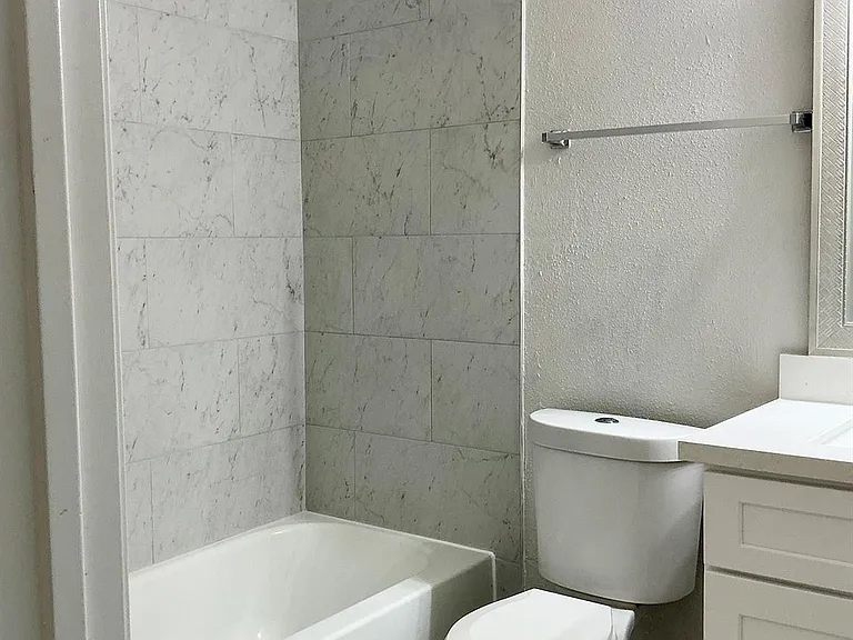3019 Becket St — Photo 17