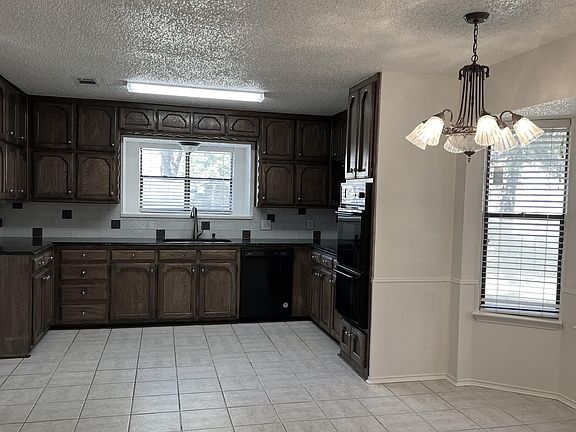 4th image of 5906 Melstone Dr