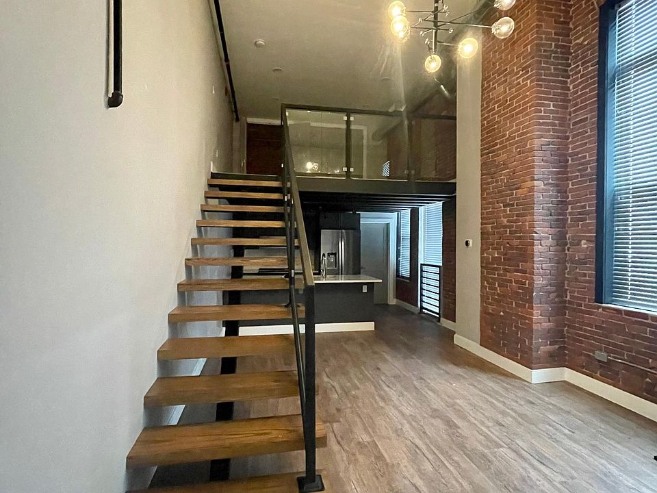 1st image of 5 Hampshire St #304