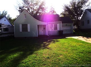 2005 S Dewey Ave, Bartlesville, OK 74003