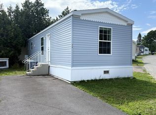 72 6th St, Colchester, VT 05446