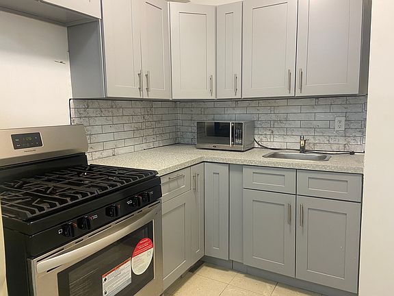 4th image of 8915 Parsons Blvd APT 3J