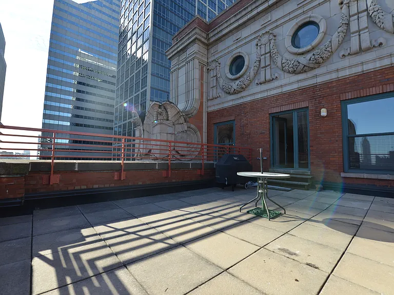 208 W Washington St #2304 — Photo 26