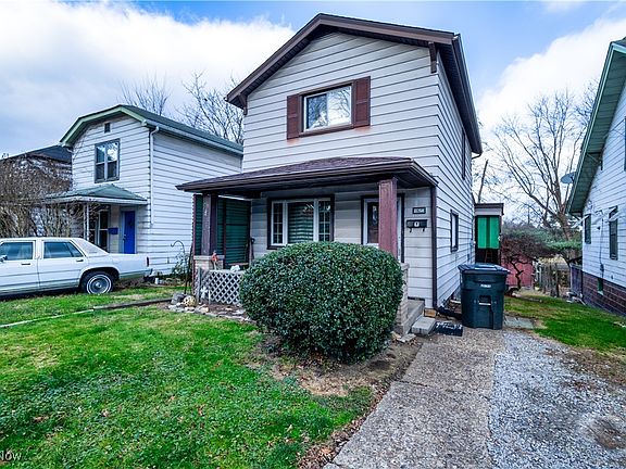 2nd image of 1623 Woodlawn Ct