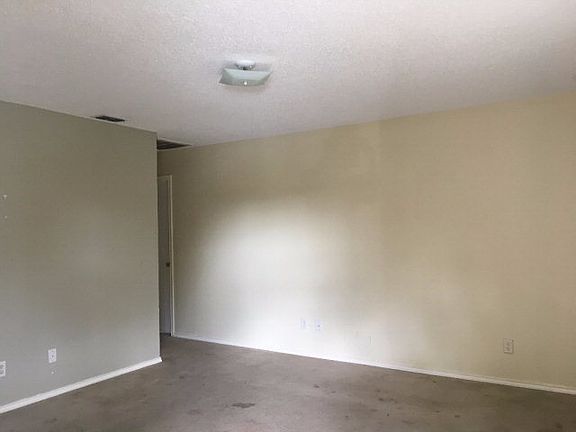 5th image of 1916 Grayson Ave