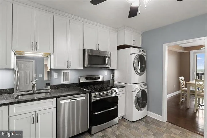 3701 S George Mason Dr #2414N — Photo 16