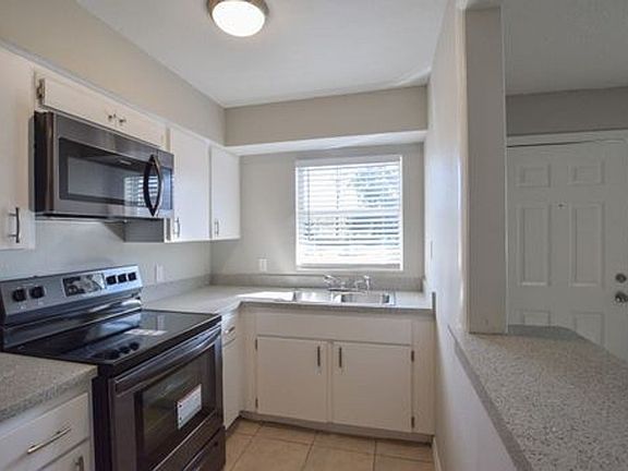 4th image of 900 E Airport Blvd APT 11