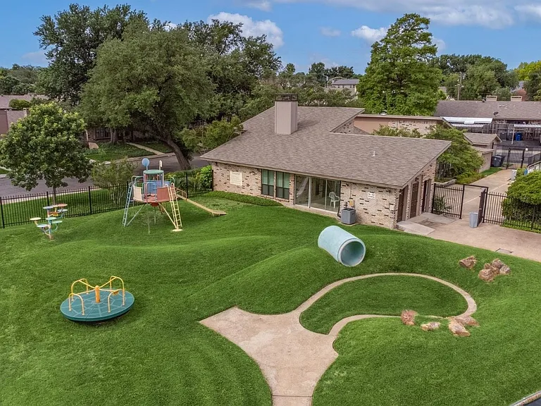 10824 Pagewood Dr — Photo 20