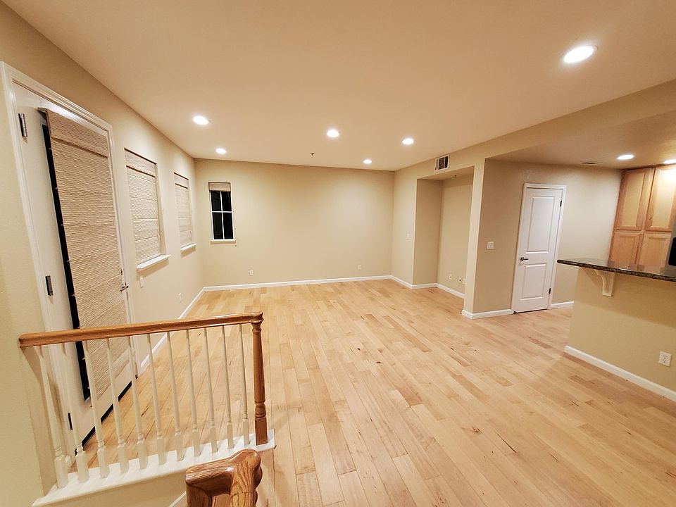 1st image of 51 Bassett St