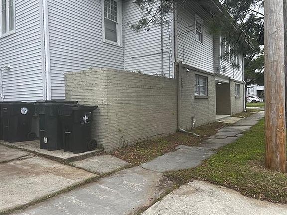 3rd image of 4430 S Derbigny St