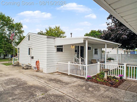 5th image of 617 Aldrich St