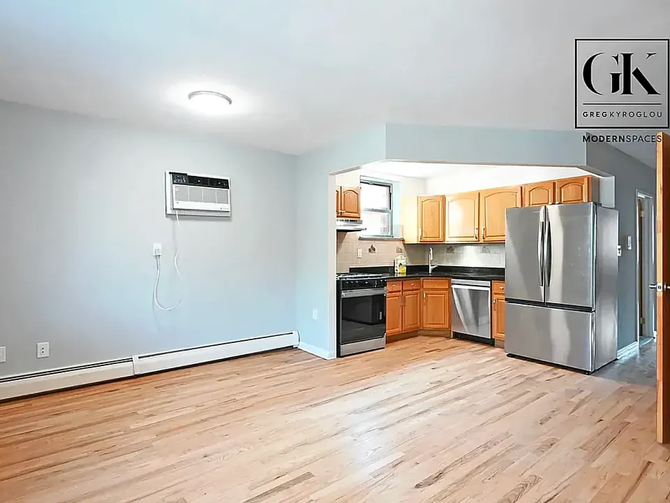 25-24 45th St #1A