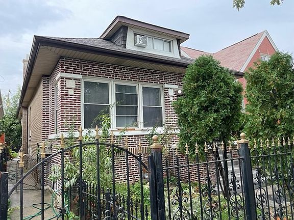 3rd image of 6146 S California Ave