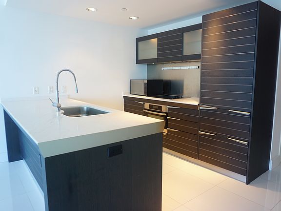 2nd image of 200 S Biscayne Blvd #4209