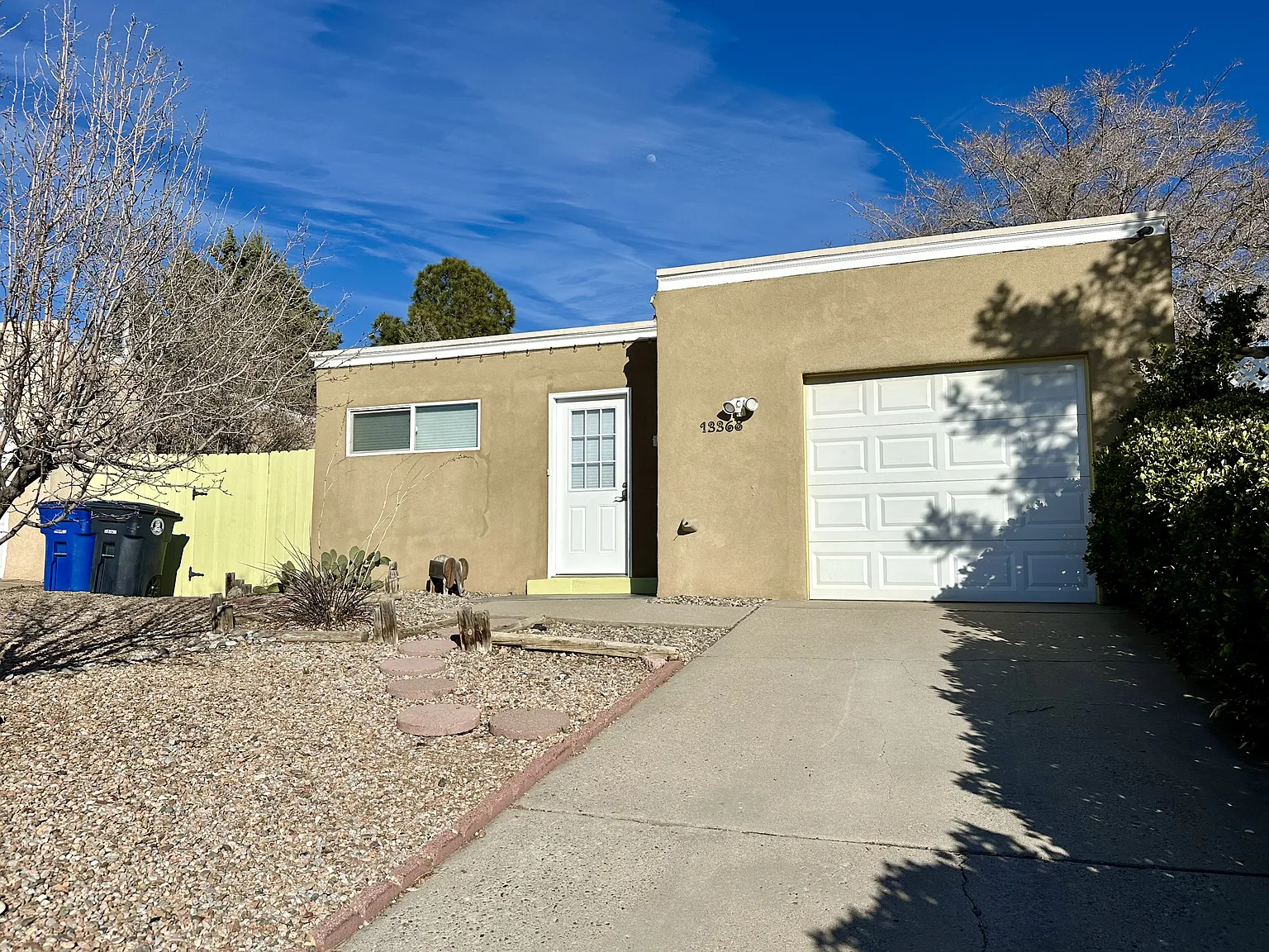 13368 Camino Del Norte NE — Photo 2