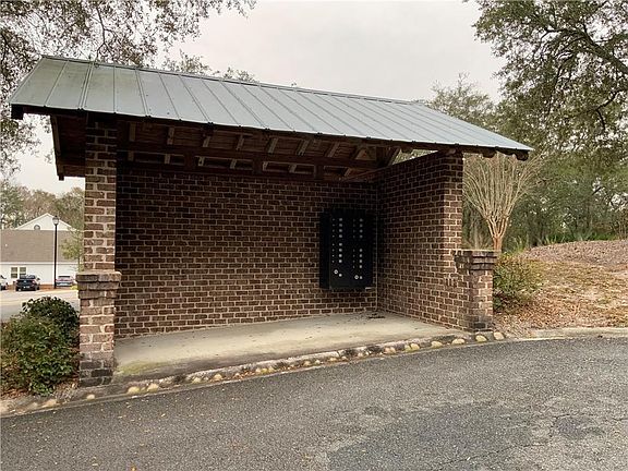 5th image of 107 Plantation Pines Dr