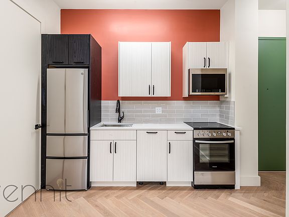 4th image of 179 Meserole St #3C