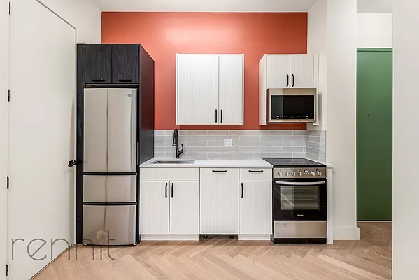 Rented by Rennit Inc. | media 3