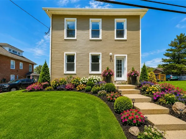 1113 E Emmaus Ave, Allentown, PA 18103
