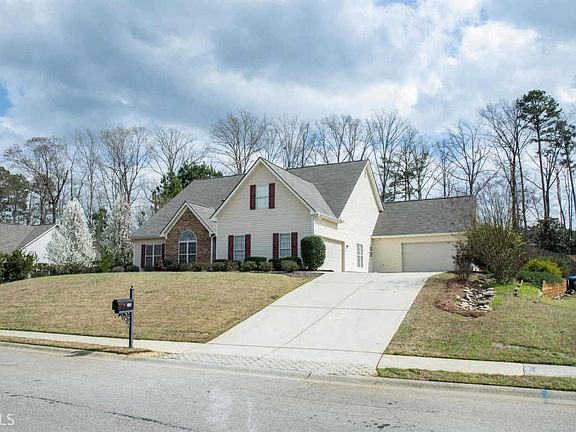 3rd image of 119 Cypress Dr