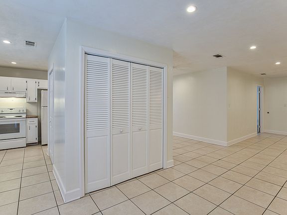 4th image of 900 Meginnis Ln