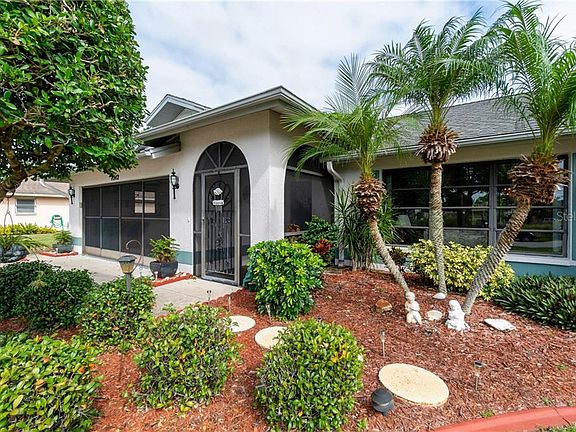4th image of 7242 Sussex Ln