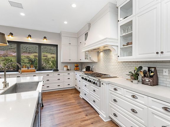 2nd image of 4736 Borden Ct