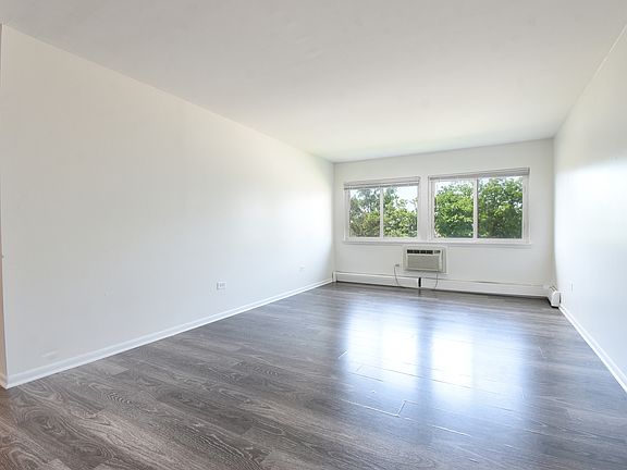 2nd image of 655 Deepwoods Dr APT 3F