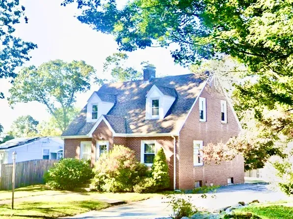 116 Bloomingdale Road, Waterford, CT 06375